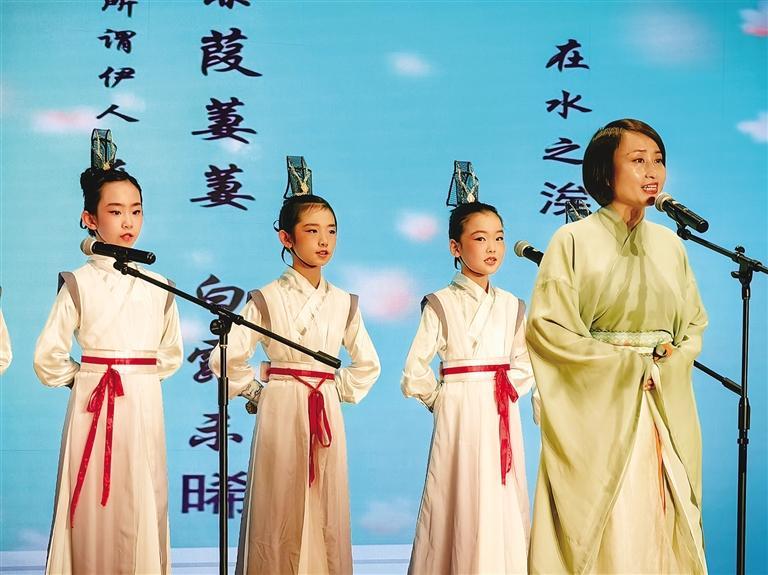 一诗一城“诗词中的兰州”大型诗歌朗诵会启幕